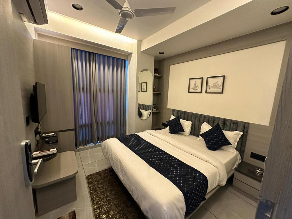 Hotel Asiana Sky Motera Ahmedabad Exterior photo